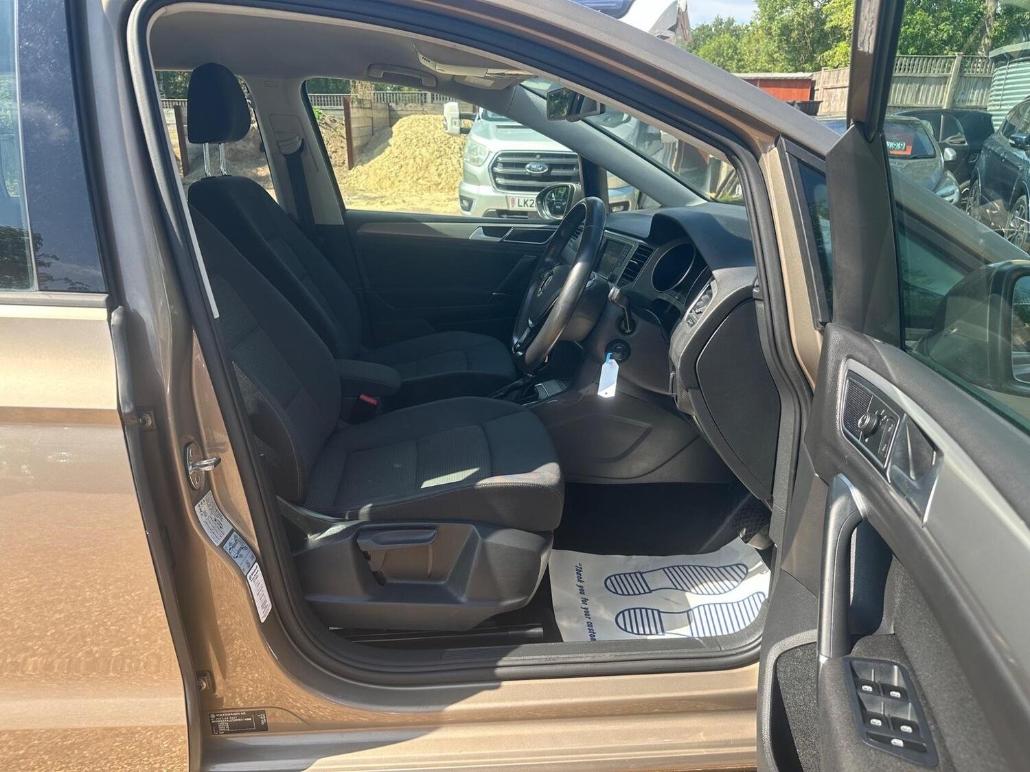 Used Volkswagen Golf SV 2015 for sale - 76107309: Photo 11