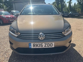 Used Volkswagen Golf SV 2015 for sale - 76107309: Photo