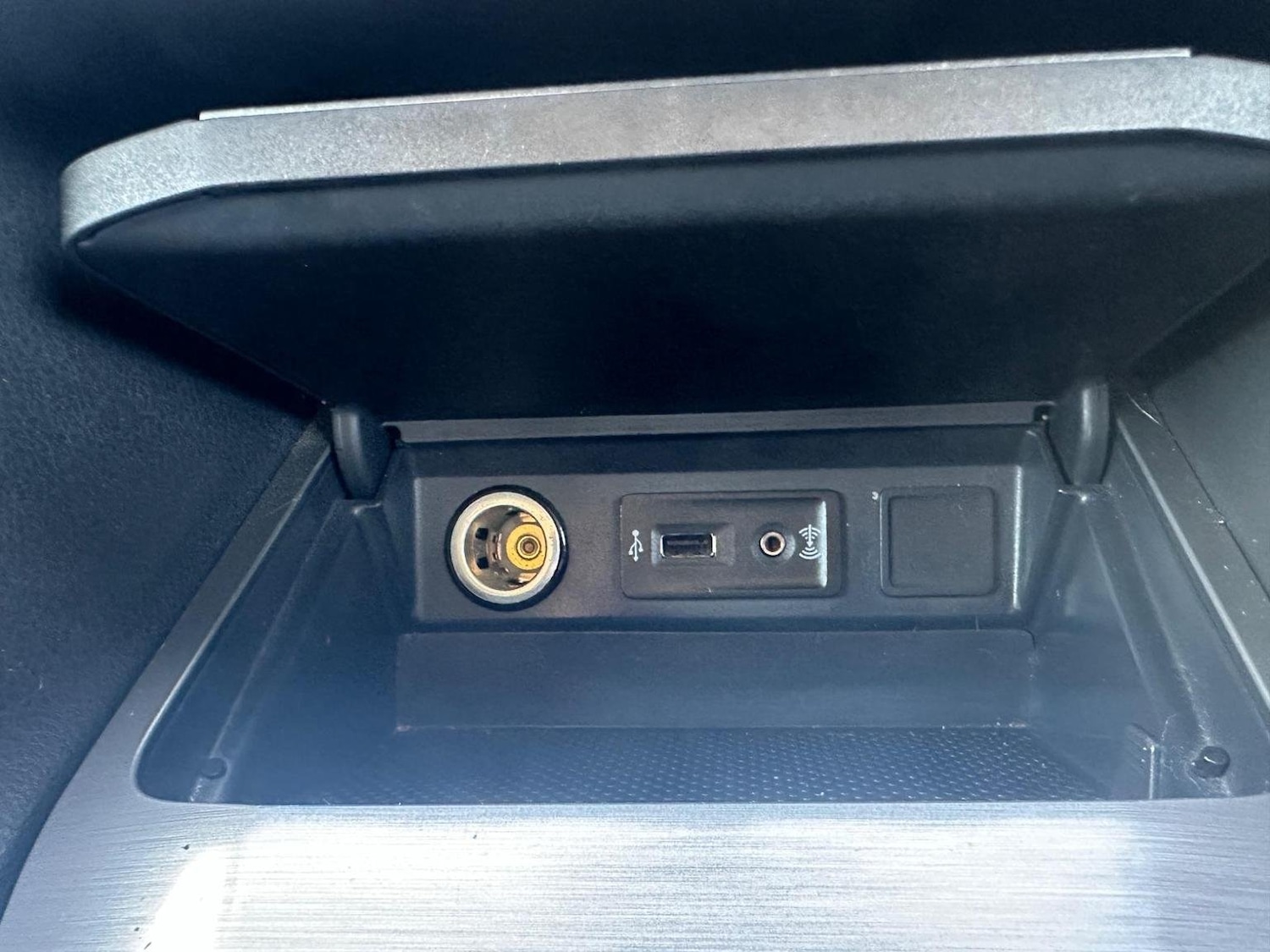 Used Volkswagen Golf SV 2015 for sale - 76107309: Photo 41