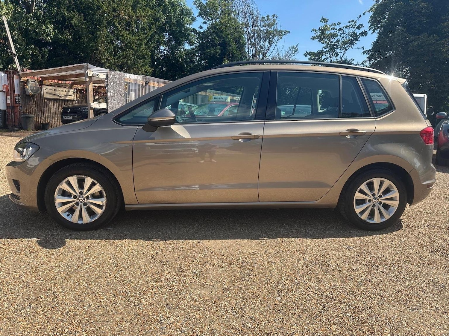 Used Volkswagen Golf SV 2015 for sale - 76107309: Photo 5