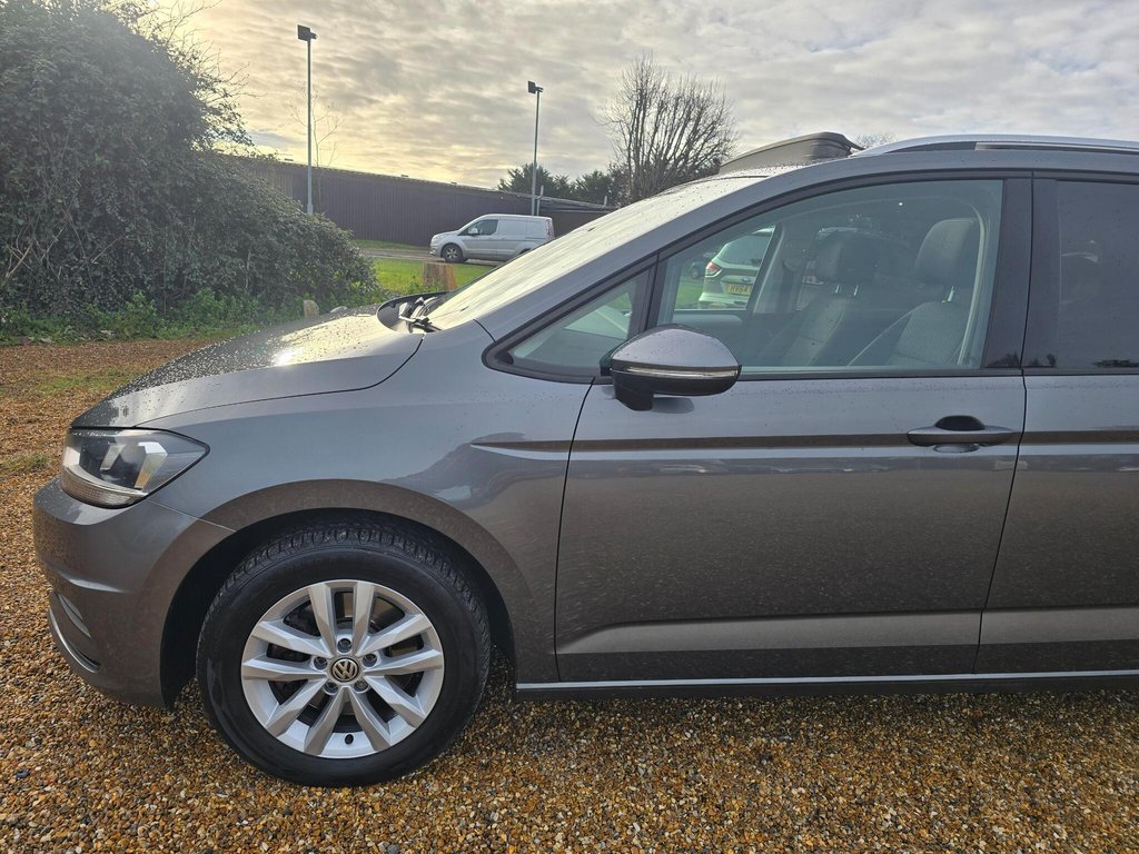 Used Volkswagen Touran 2018 for sale - 77719581: Photo 18