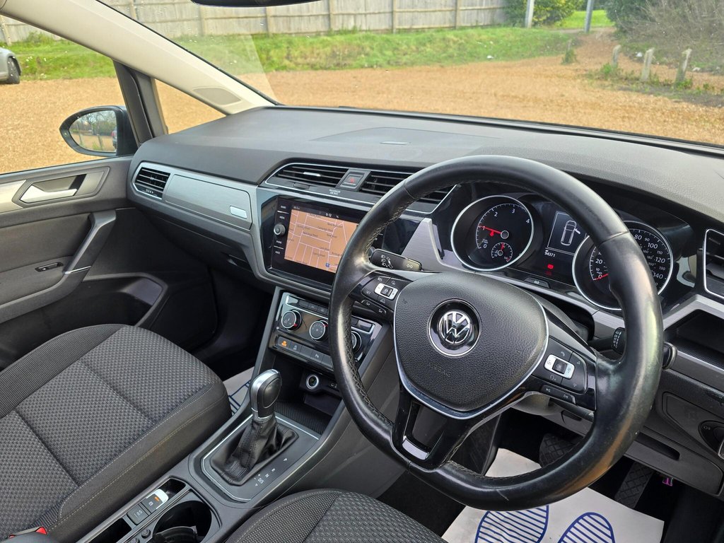 Used Volkswagen Touran 2018 for sale - 77719581: Photo 22