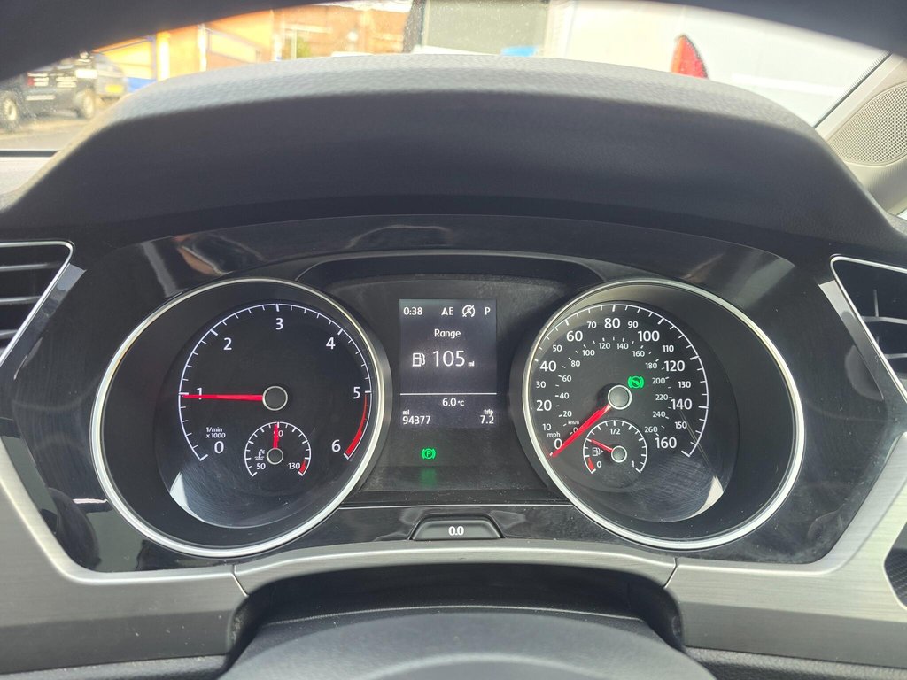 Used Volkswagen Touran 2018 for sale - 77719581: Photo 31