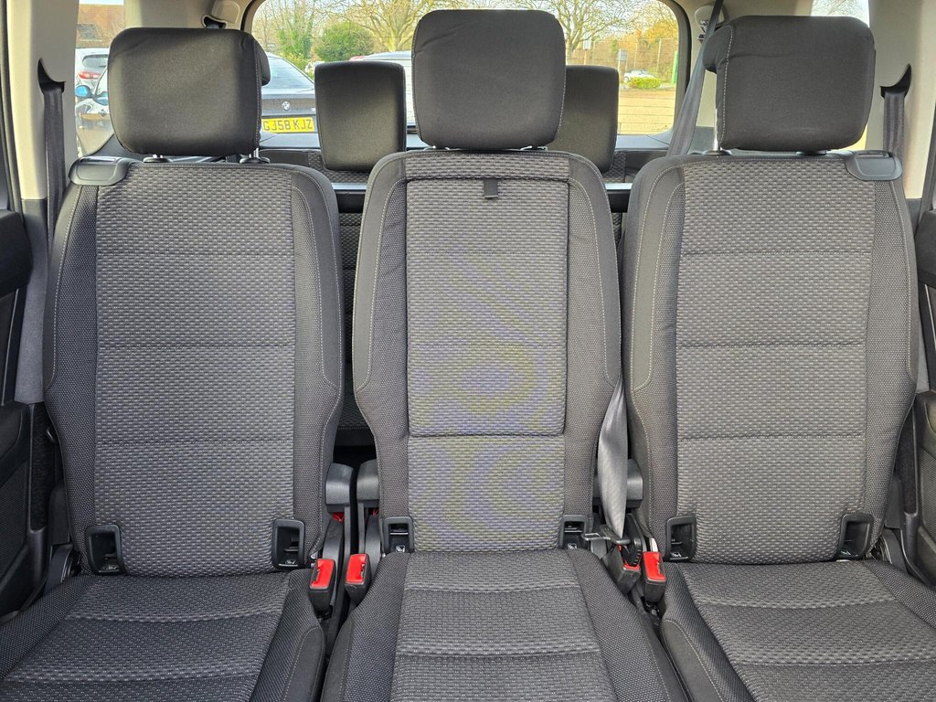 Used Volkswagen Touran 2018 for sale - 77719581: Photo 37