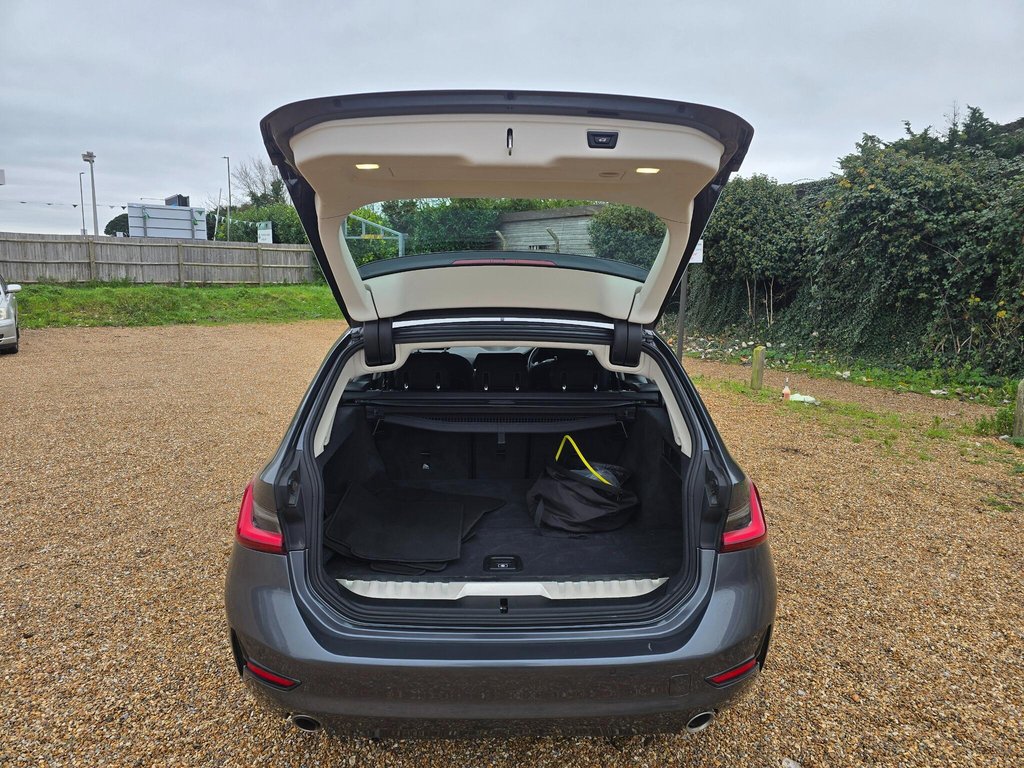 Used BMW 3 Series 2022 for sale - 77719466: Photo 10