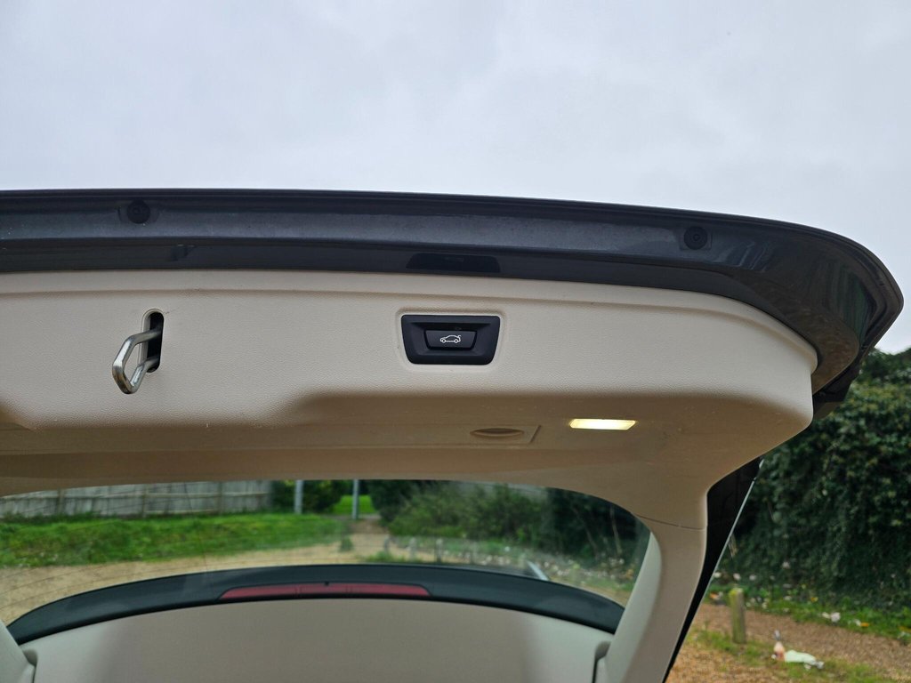 Used BMW 3 Series 2022 for sale - 77719466: Photo 11