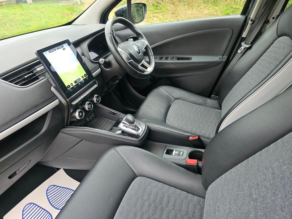 Used Renault Zoe 2020 for sale - 77719591: Photo 32