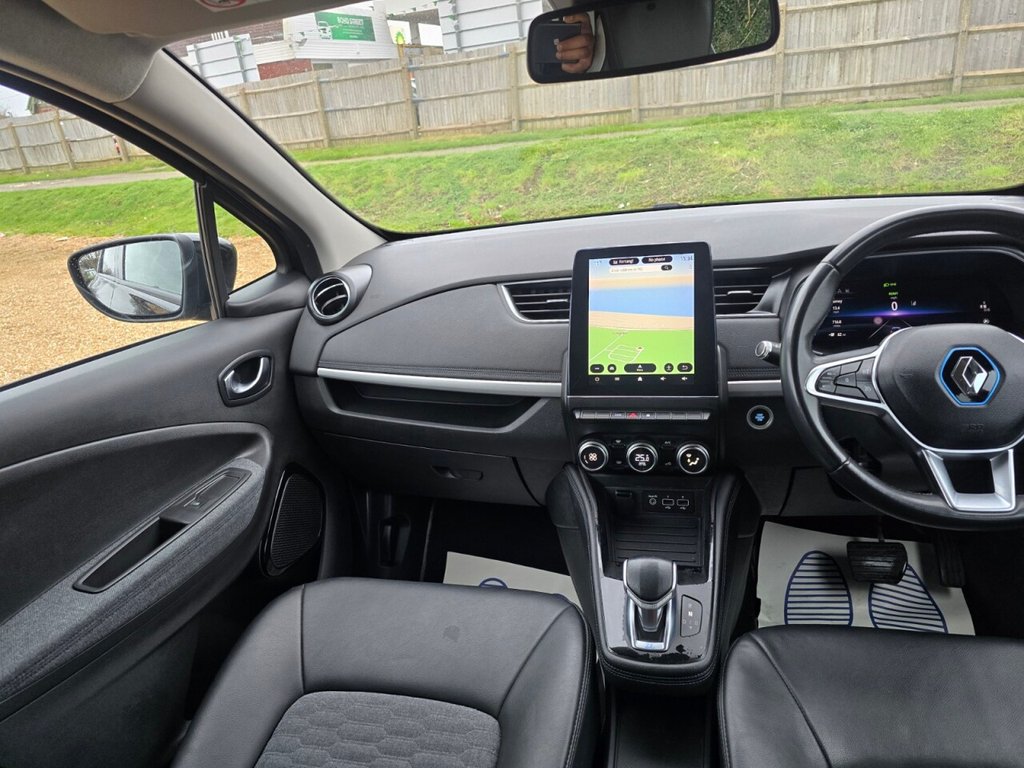 Used Renault Zoe 2020 for sale - 77719591: Photo 33