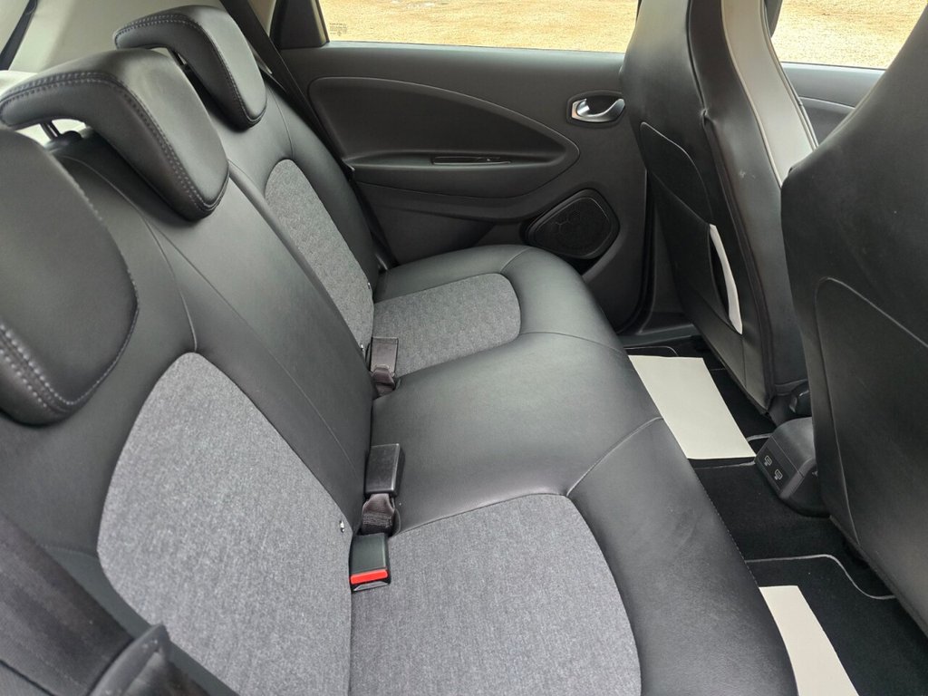 Used Renault Zoe 2020 for sale - 77719591: Photo 35