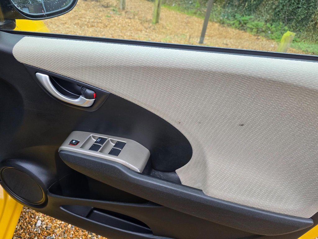 Used Honda Fit 2025 for sale - 77719398: Photo 25