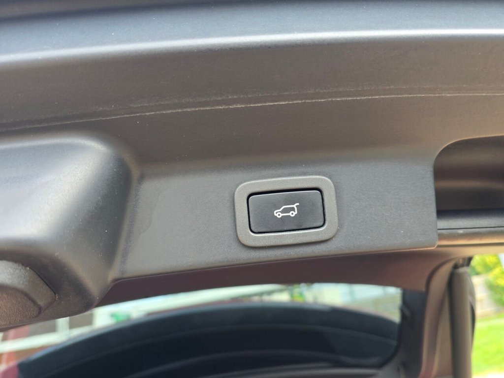 Used Jaguar F-Pace 2019 for sale - 77919884: Photo 12