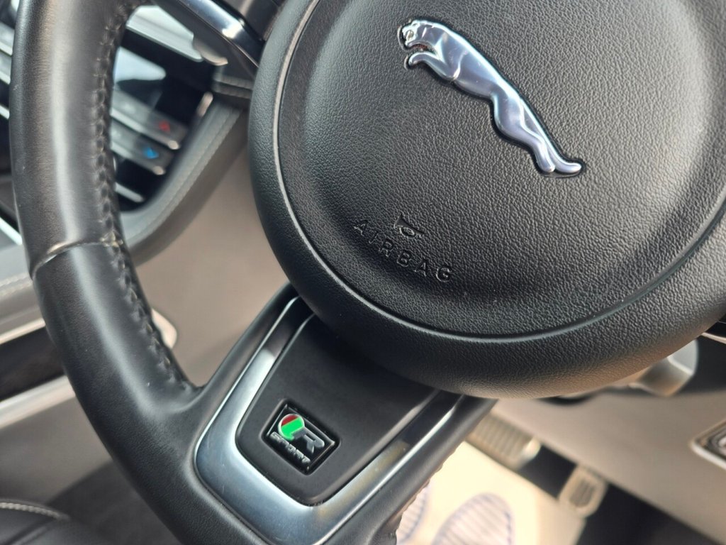 Used Jaguar F-Pace 2019 for sale - 77919884: Photo 27