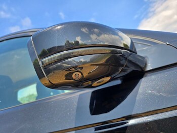 Used Land Rover Discovery Sport 2021 for sale - 78964129: Photo