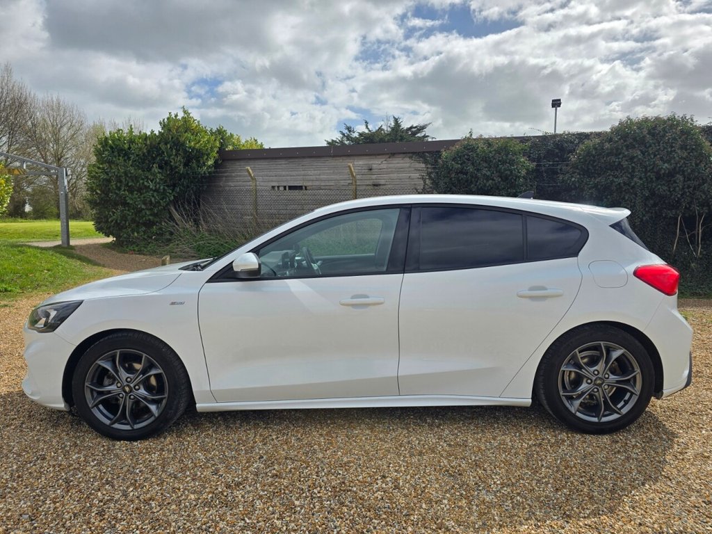 Used Ford Focus 2020 for sale - 78083310: Photo 13