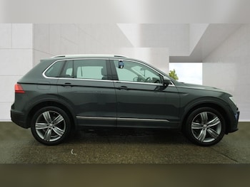 Used Volkswagen Tiguan 2019 for sale - 79244840: Photo