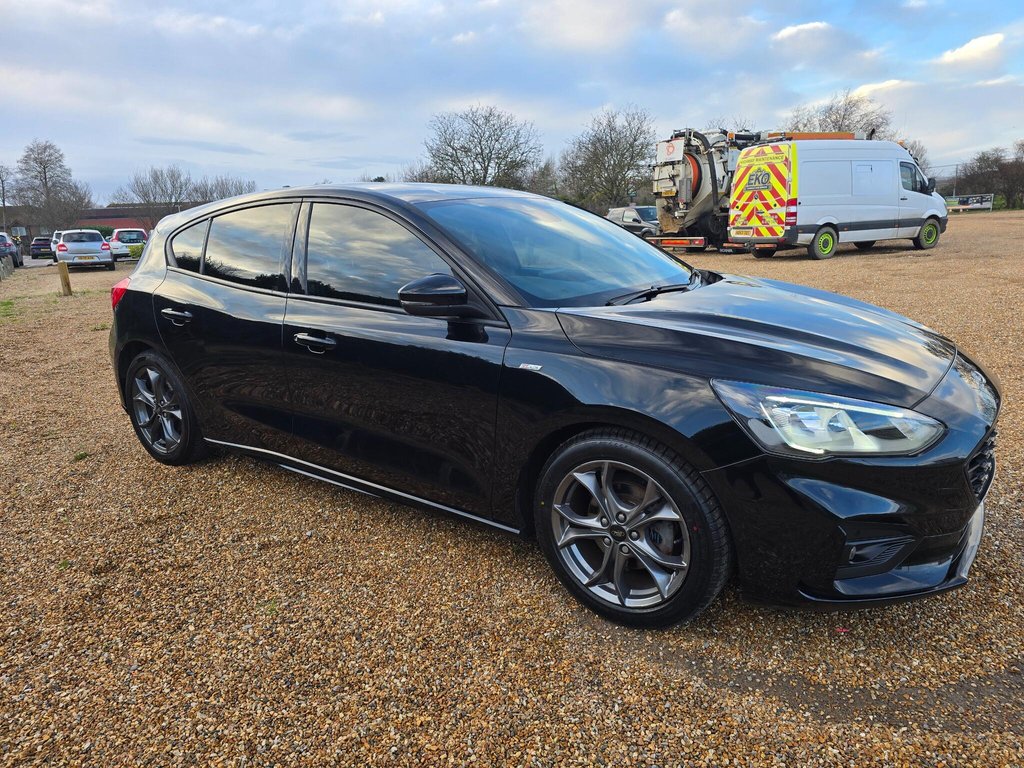 Used Ford Focus 2021 for sale - 77719479: Photo 3