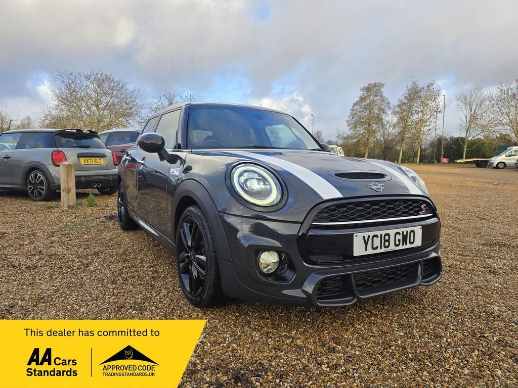 Used MINI Hatch 2018 for sale - 77719526: Photo 1
