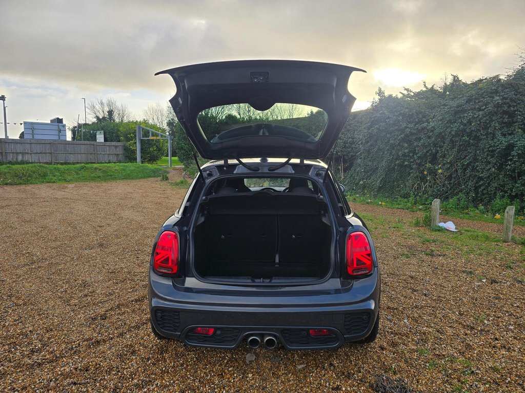 Used MINI Hatch 2018 for sale - 77719526: Photo 10