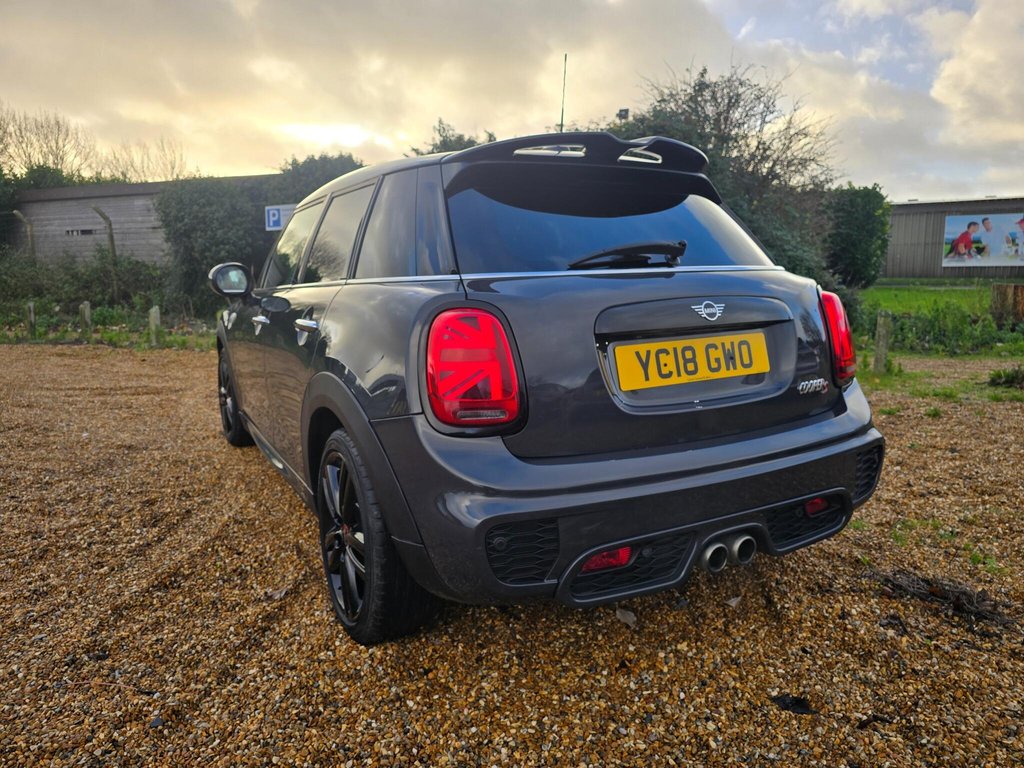 Used MINI Hatch 2018 for sale - 77719526: Photo 12