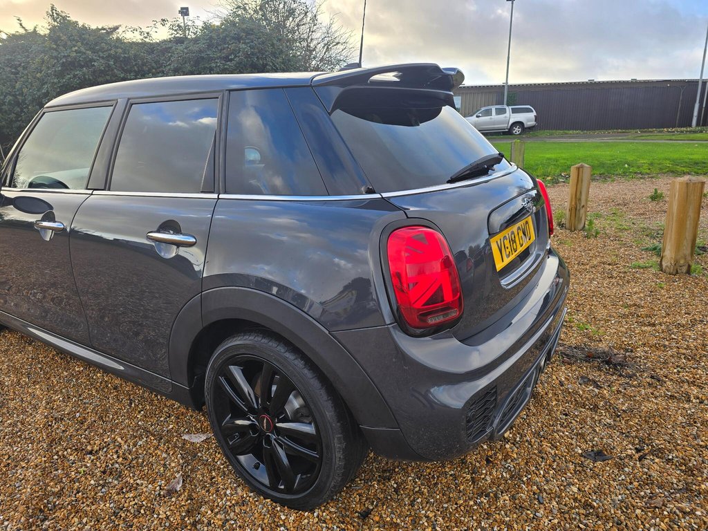 Used MINI Hatch 2018 for sale - 77719526: Photo 14