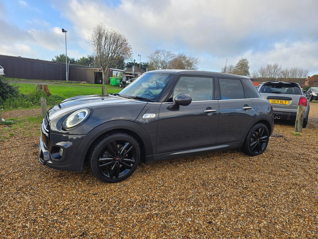 Used MINI Hatch 2018 for sale - 77719526: Photo 16