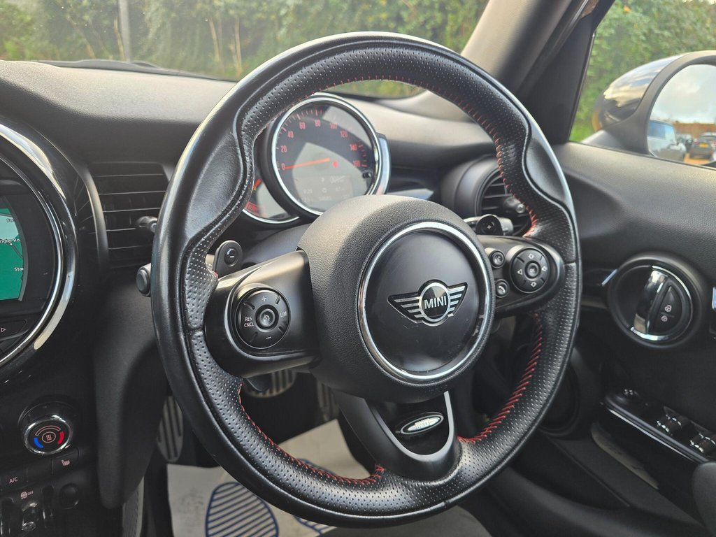 Used MINI Hatch 2018 for sale - 77719526: Photo 22