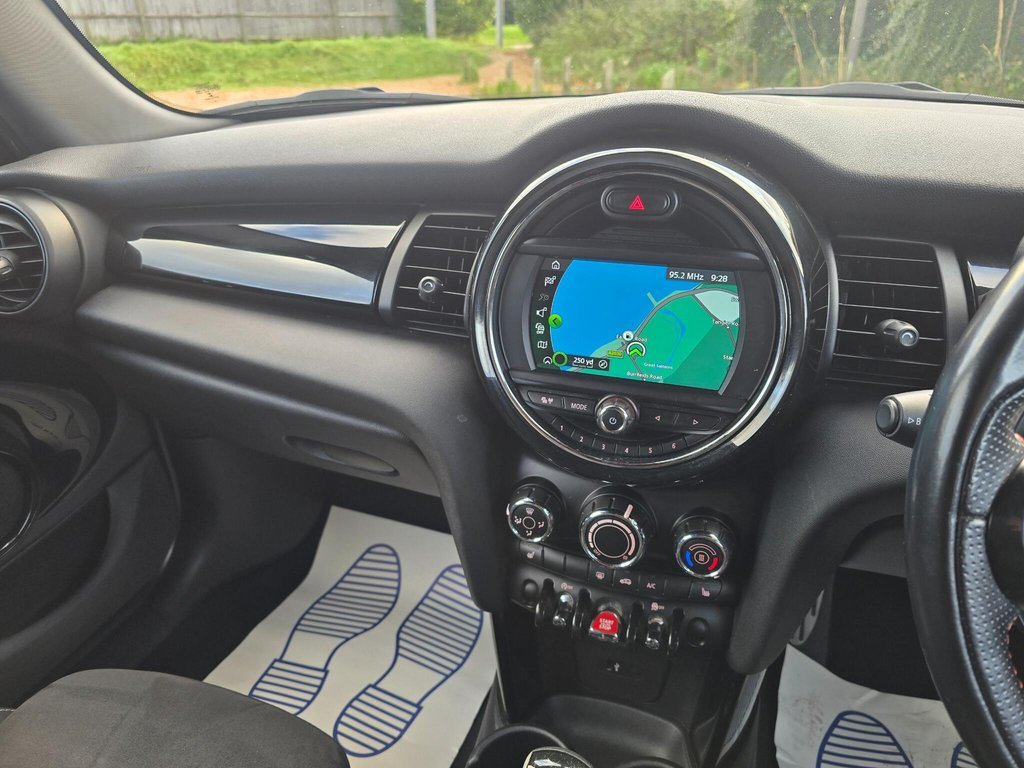 Used MINI Hatch 2018 for sale - 77719526: Photo 23