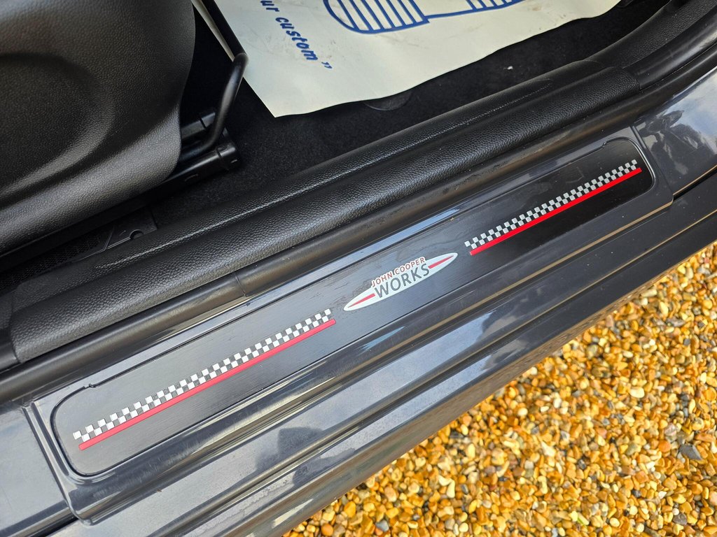 Used MINI Hatch 2018 for sale - 77719526: Photo 26