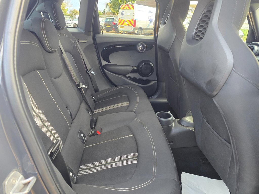 Used MINI Hatch 2018 for sale - 77719526: Photo 28