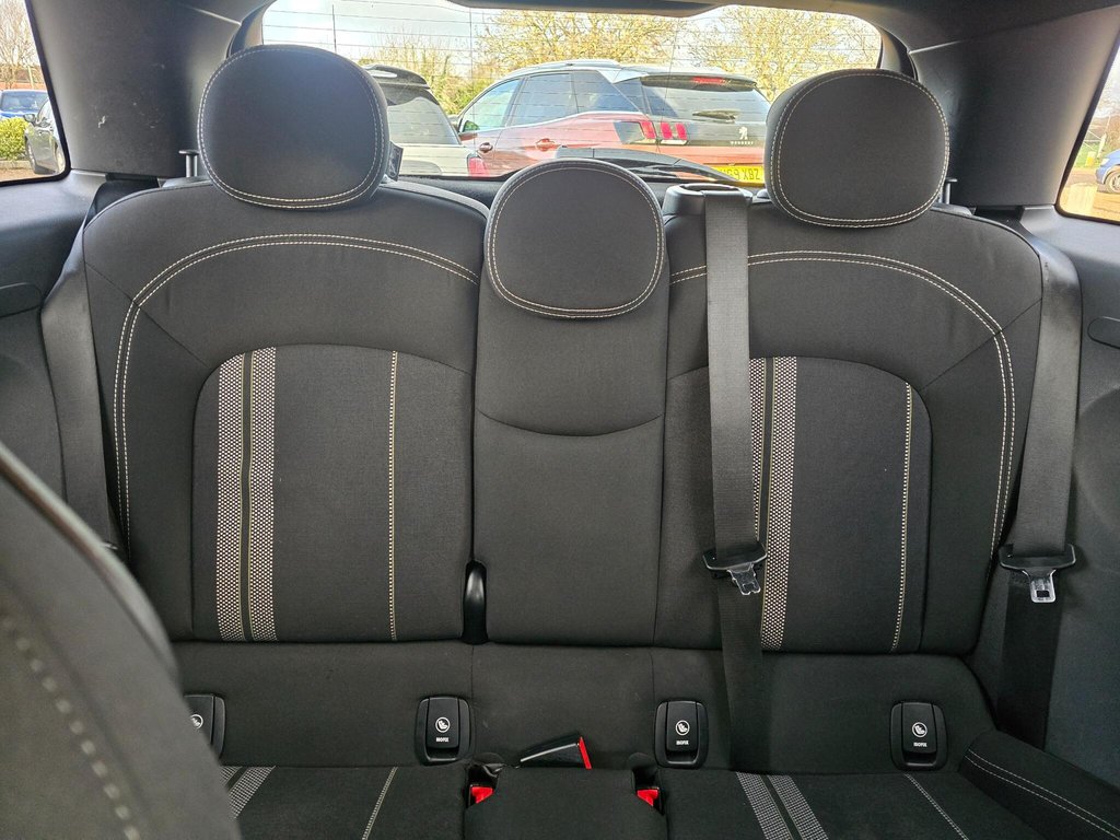 Used MINI Hatch 2018 for sale - 77719526: Photo 29