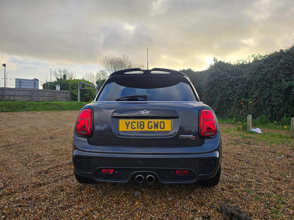 Used MINI Hatch 2018 for sale - 77719526: Photo 9