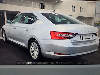 Used Skoda Superb 2020 for sale - 77719571: Photo
