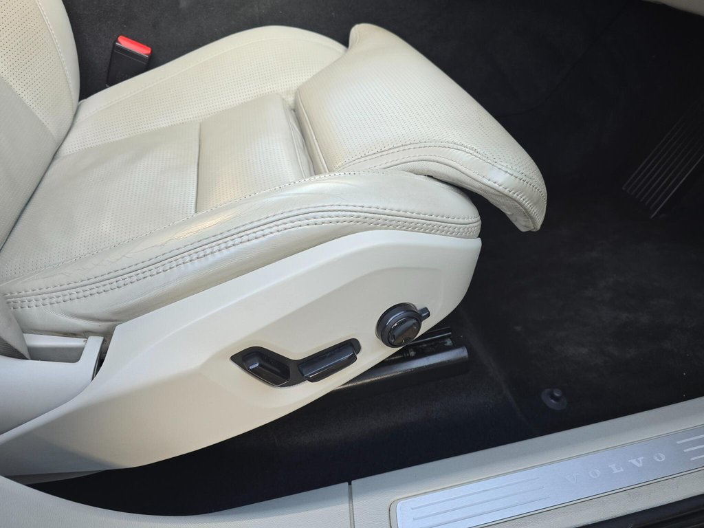 Used Volvo XC60 2018 for sale - 77719461: Photo 20