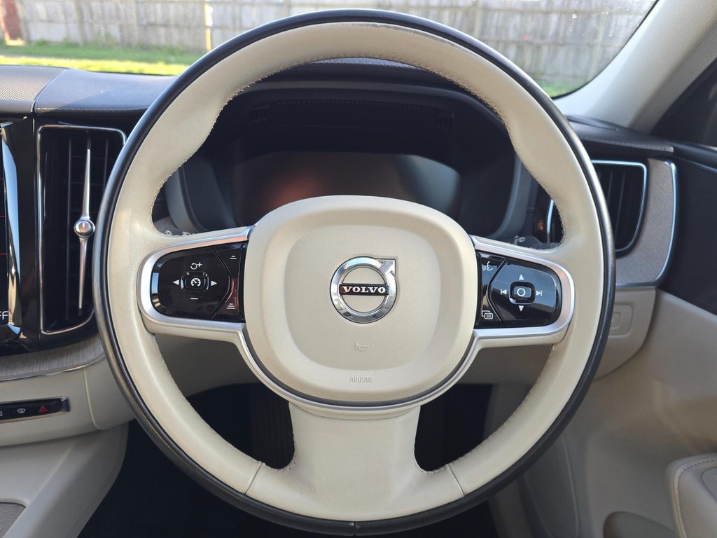 Used Volvo XC60 2018 for sale - 77719461: Photo 23