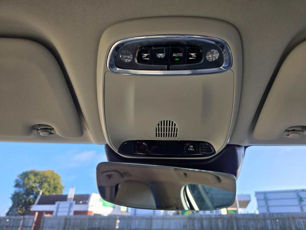 Used Volvo XC60 2018 for sale - 77719461: Photo 28