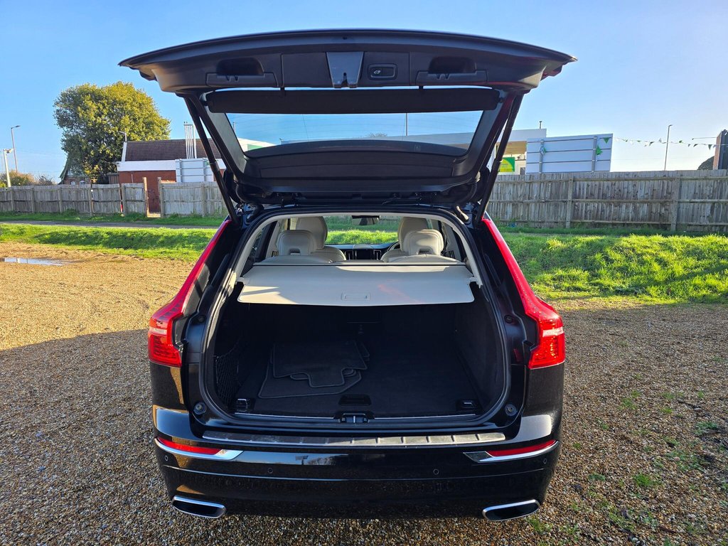 Used Volvo XC60 2018 for sale - 77719461: Photo 9