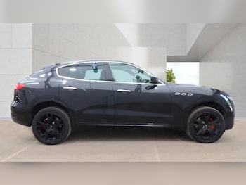 Used Maserati Levante 2018 for sale - 79244642: Photo