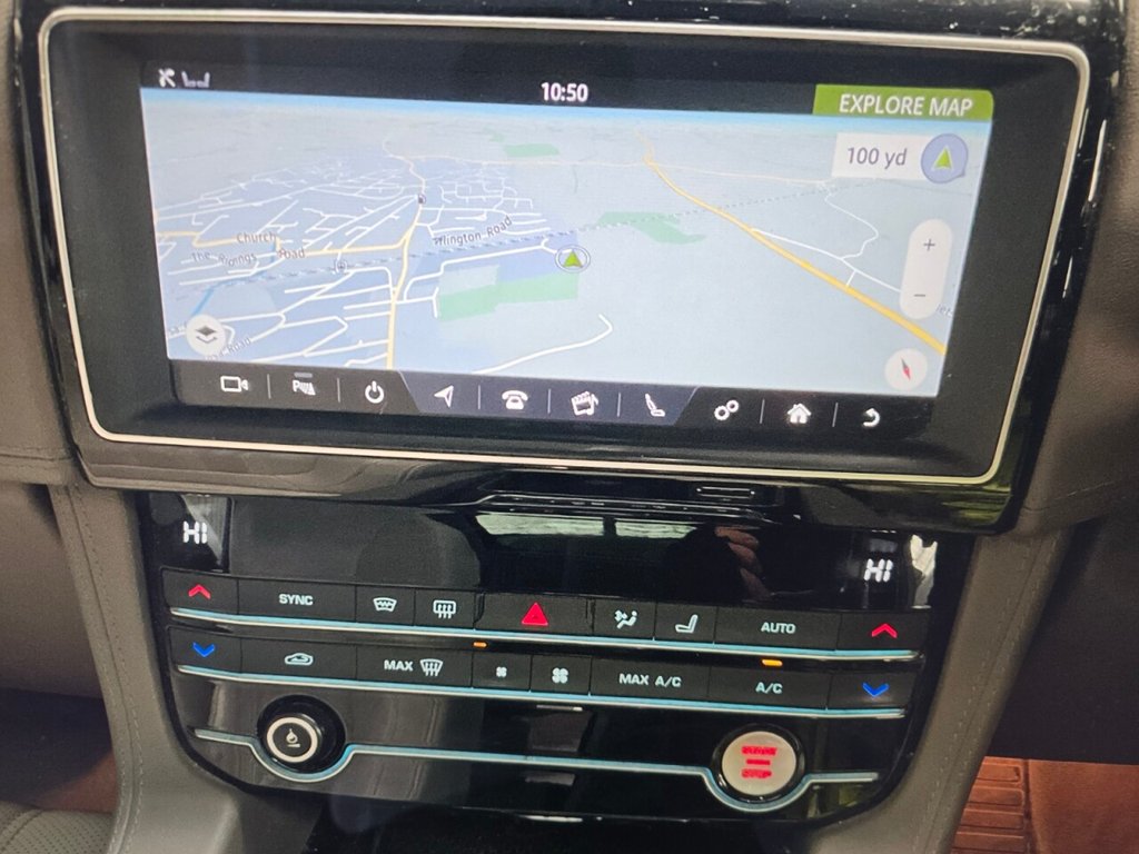 Used Jaguar F-Pace 2019 for sale - 77719836: Photo 8