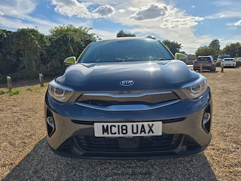 Used Kia Stonic 2018 for sale - 79472933: Photo