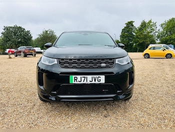Used Land Rover Discovery Sport 2021 for sale - 79129450: Photo