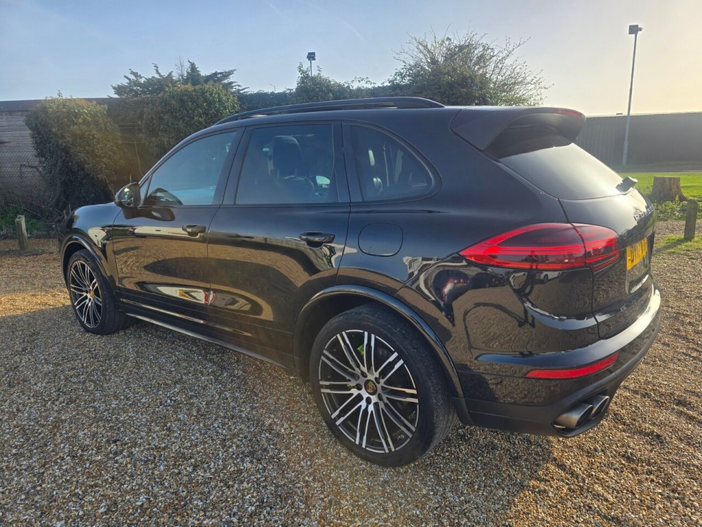Used Porsche Cayenne 2017 for sale - 77719802: Photo 13