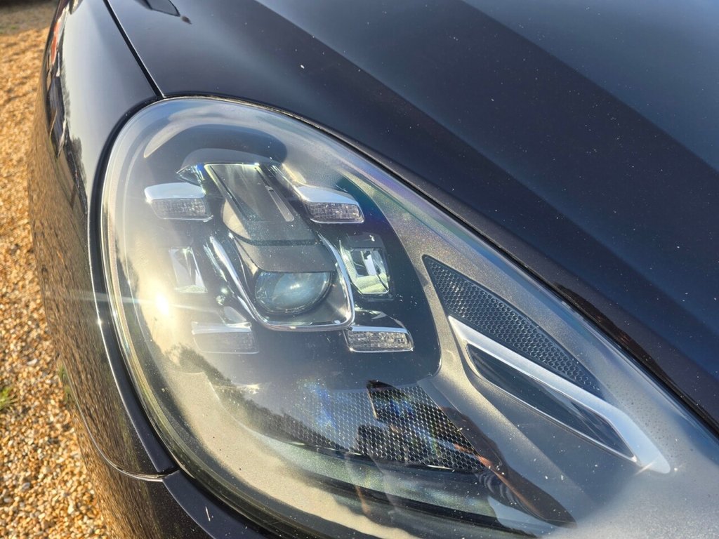 Used Porsche Cayenne 2017 for sale - 77719802: Photo 17