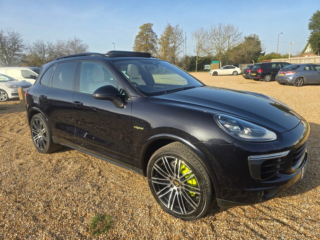Used Porsche Cayenne 2017 for sale - 77719802: Photo 3