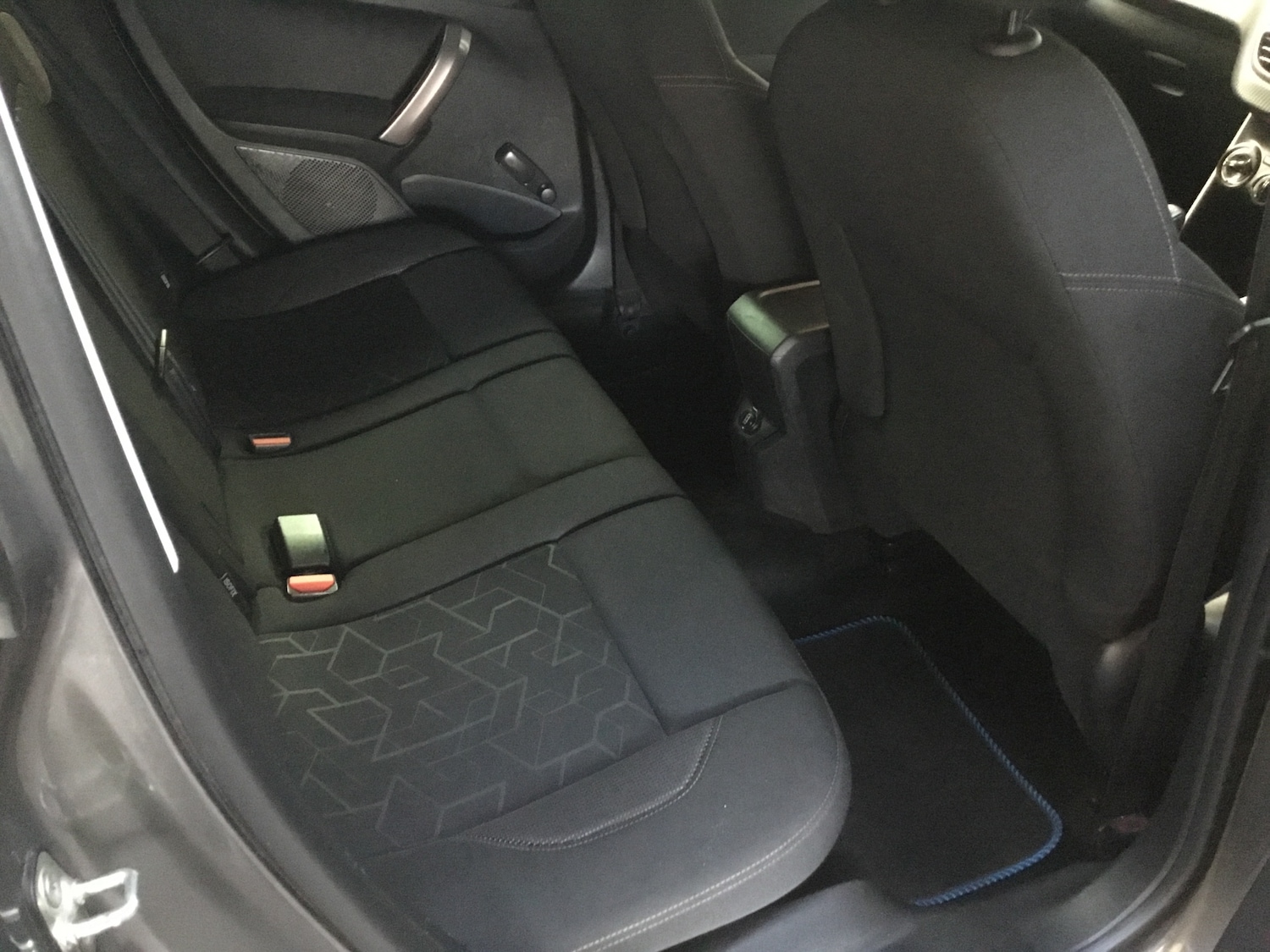 Used Peugeot 2008 2014 for sale - 77319063: Photo 6