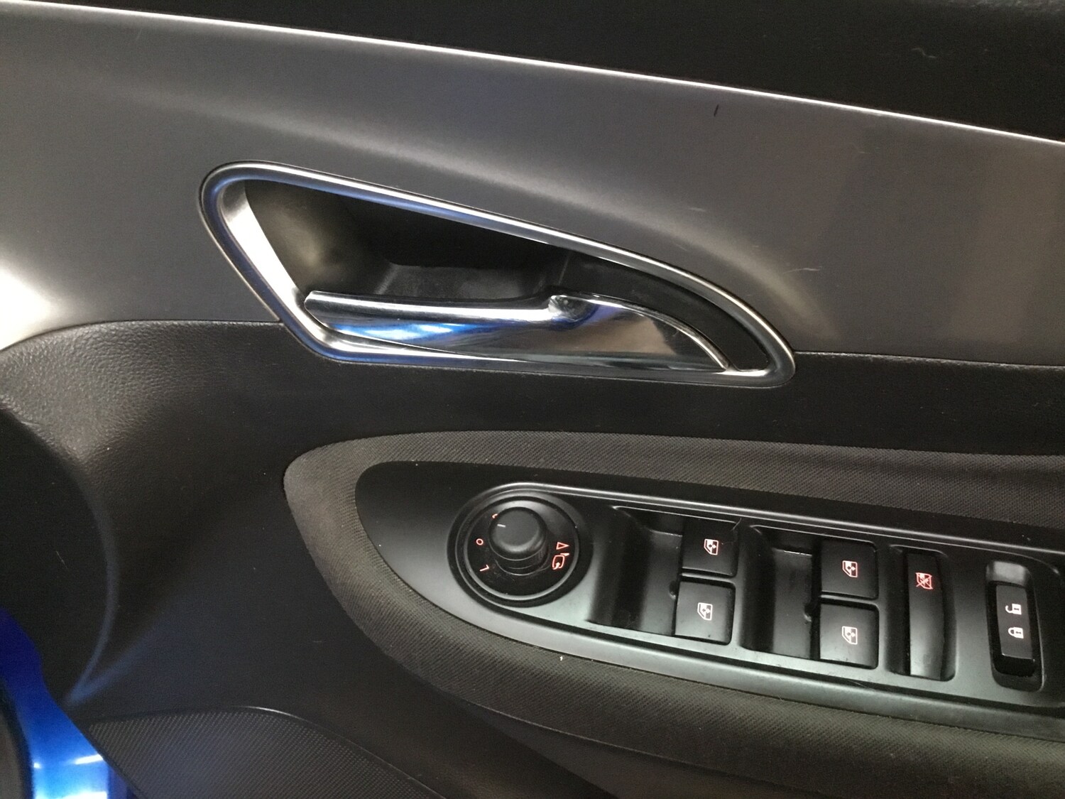 Used Vauxhall Mokka 2015 for sale - 77749760: Photo 10