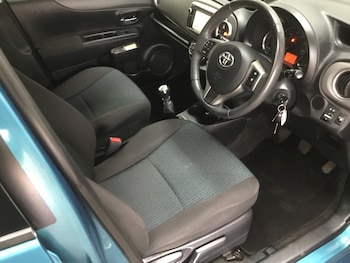 Used Toyota Yaris 2012 for sale - 75718470: Photo