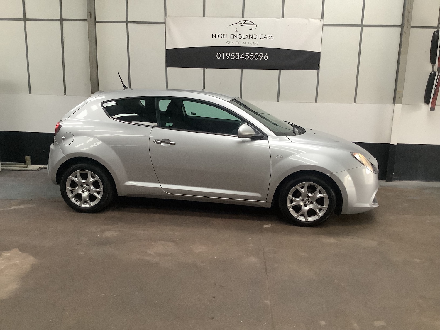 Used Alfa Romeo MiTo 2011 for sale - 77750240: Photo 2