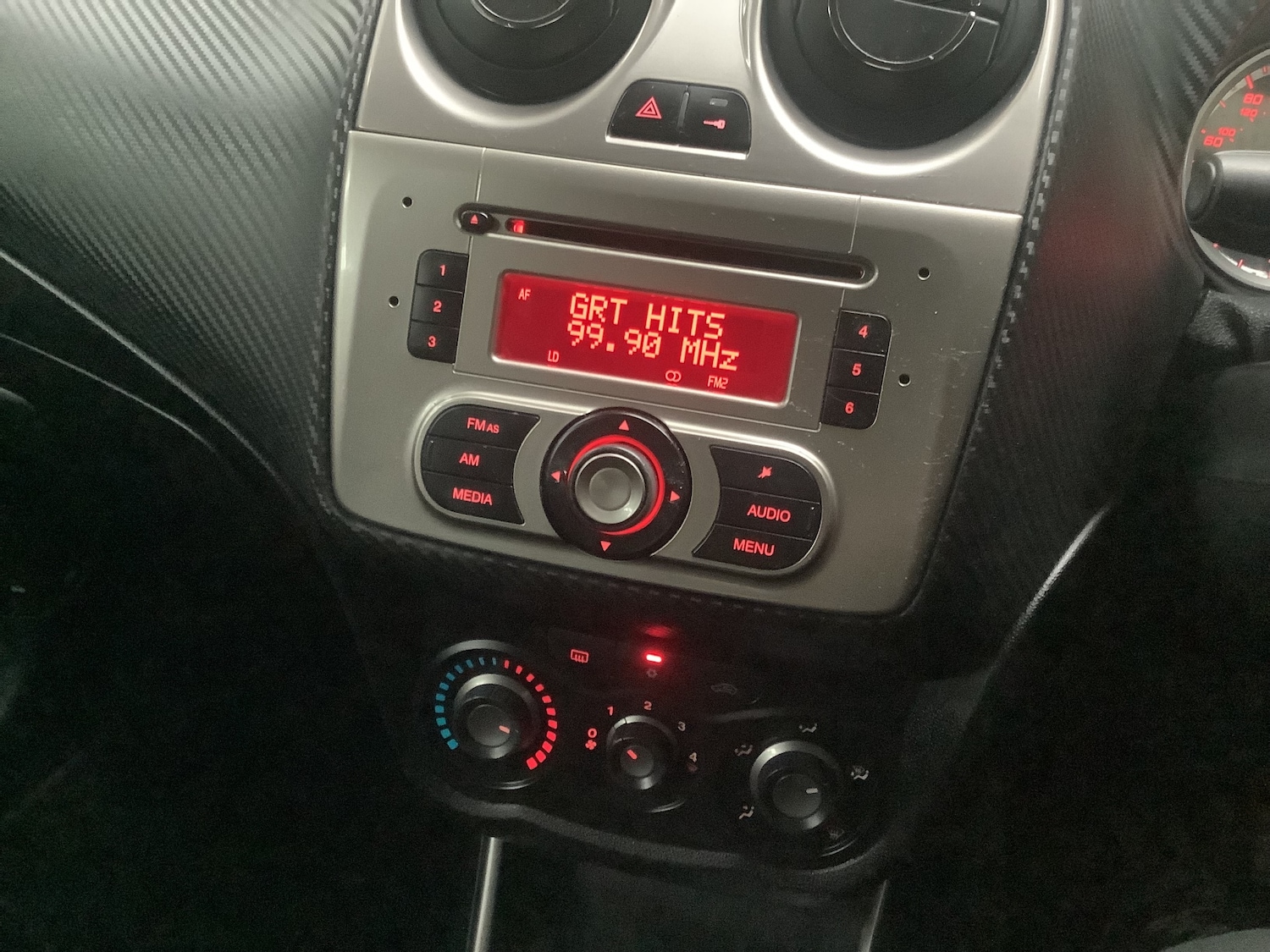 Used Alfa Romeo MiTo 2011 for sale - 77750240: Photo 8