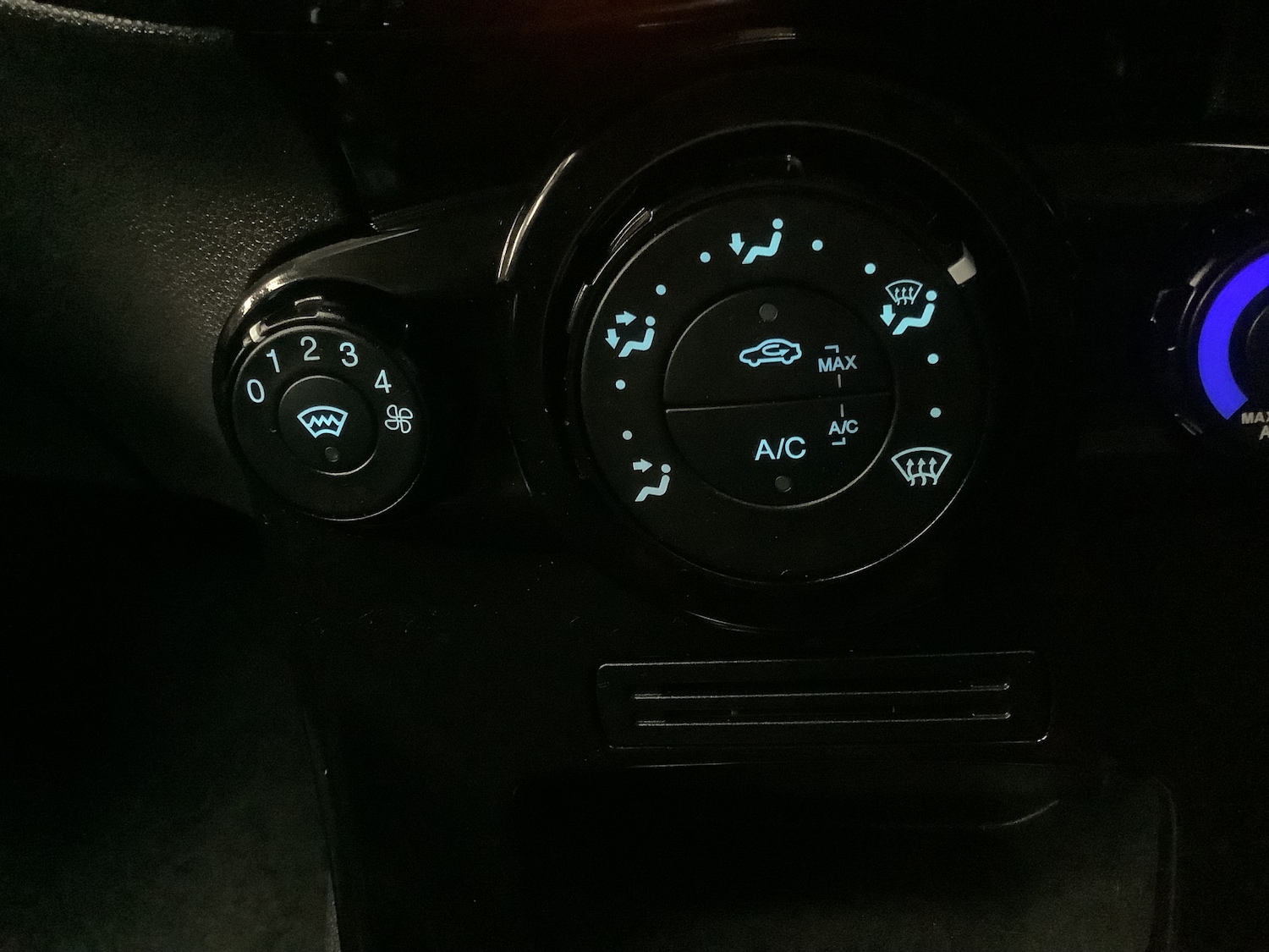 Used Ford Fiesta 2013 for sale - 78004683: Photo 9