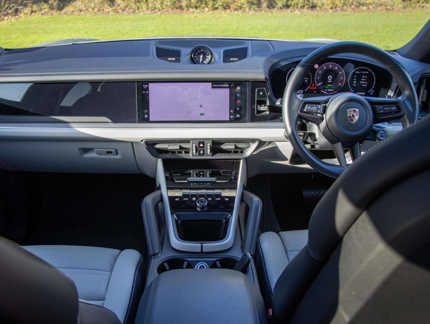 Used Porsche Cayenne 2023 for sale - 77000233: Photo 26